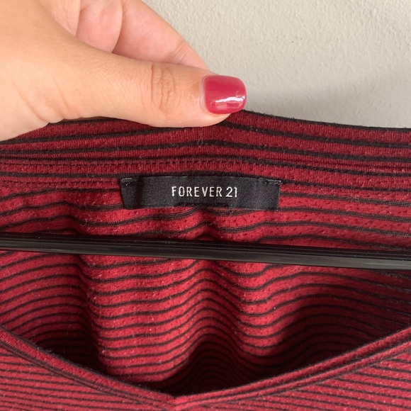 Striped Vneck Top - Forever 21 - Picture 2 of 4